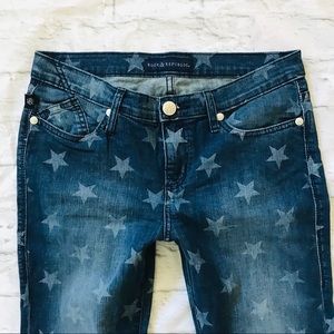 Jeans - ROCK REPUBLIC STAR SKINNY DENIM JEANS HAMBURG 8 Jeans - ROCK REPUBLIC STAR SKINNY DENIM JEANS HAMBURG 8